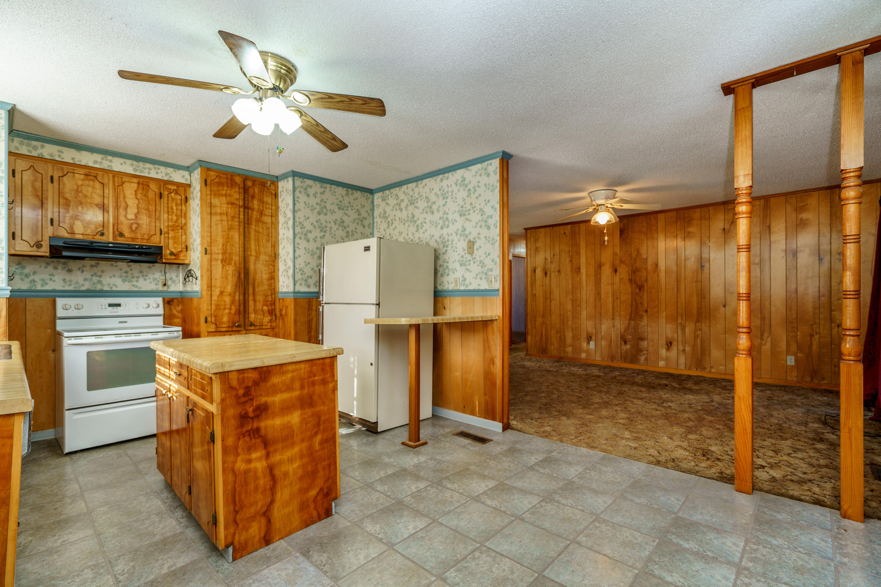 2025 Ringgold Road LaFayette, GA 30728 - Photo 5 of 24 DSC00005