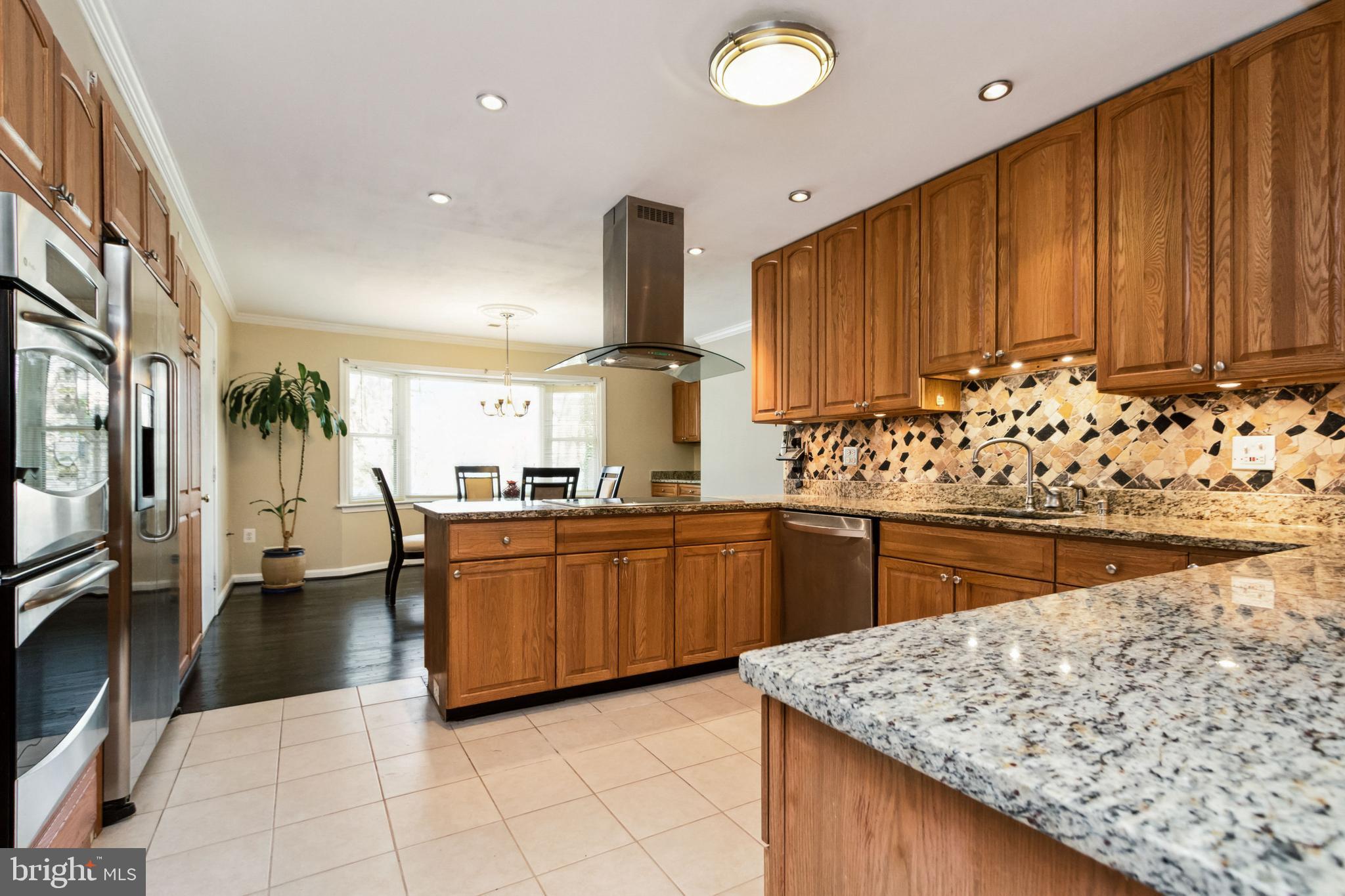 10801 Midsummer Drive Reston, VA 20191 - Photo 12 of 54