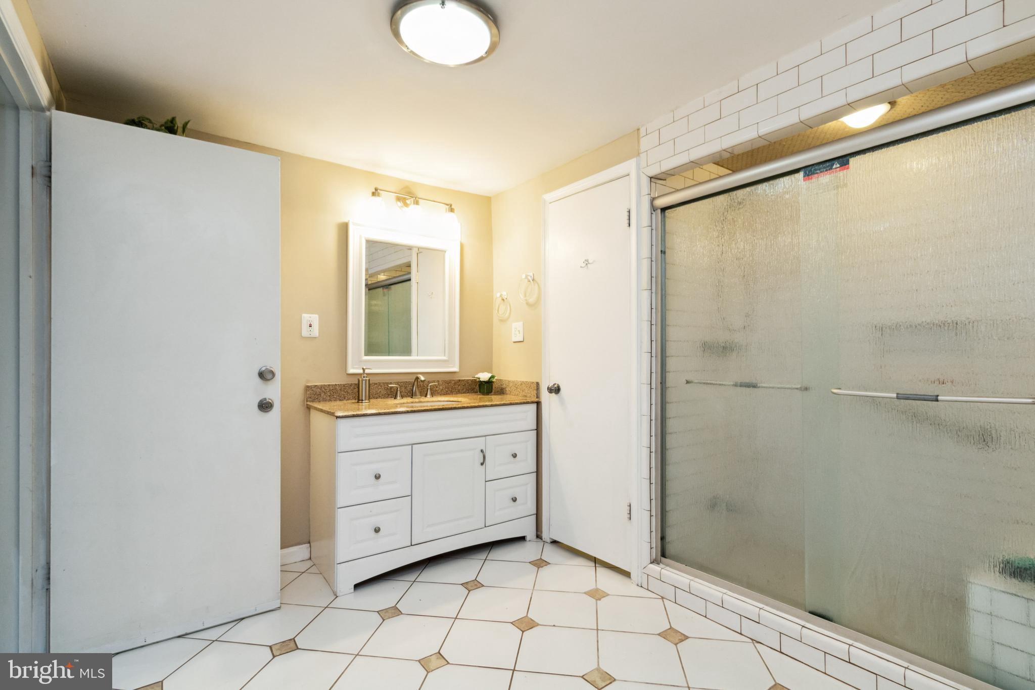 10801 Midsummer Drive Reston, VA 20191 - Photo 40 of 54