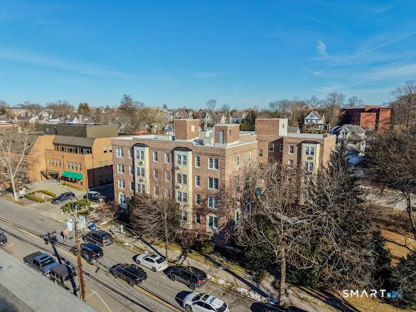 $799,900 | 169 Mason Street, Unit 3B, Greenwich, CT 06830