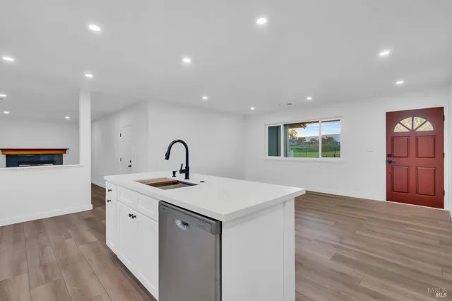 $1,090,000 | 7562 Paddon Road, Vacaville, CA 95688