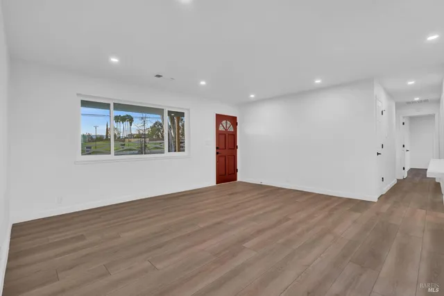 $1,090,000 | 7562 Paddon Road, Vacaville, CA 95688