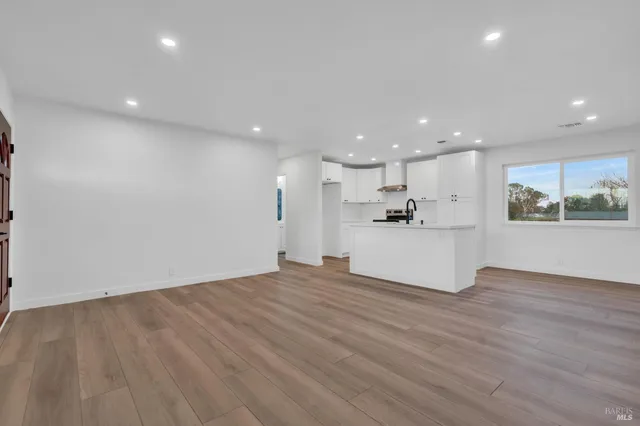 $1,090,000 | 7562 Paddon Road, Vacaville, CA 95688