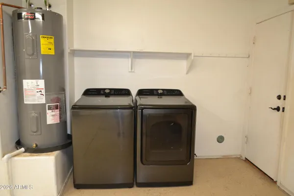 $1,895 | 1949 South Silver Drive, Apache Junction, AZ 85120