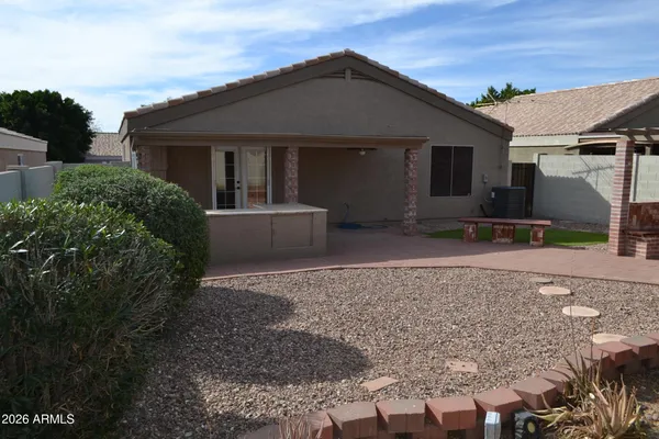$1,895 | 1949 South Silver Drive, Apache Junction, AZ 85120