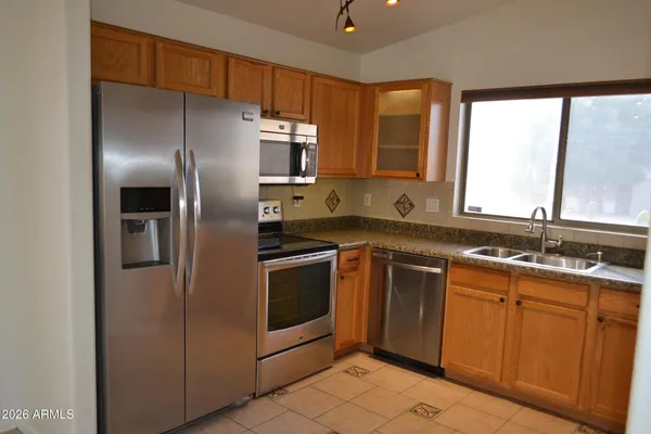 $1,895 | 1949 South Silver Drive, Apache Junction, AZ 85120