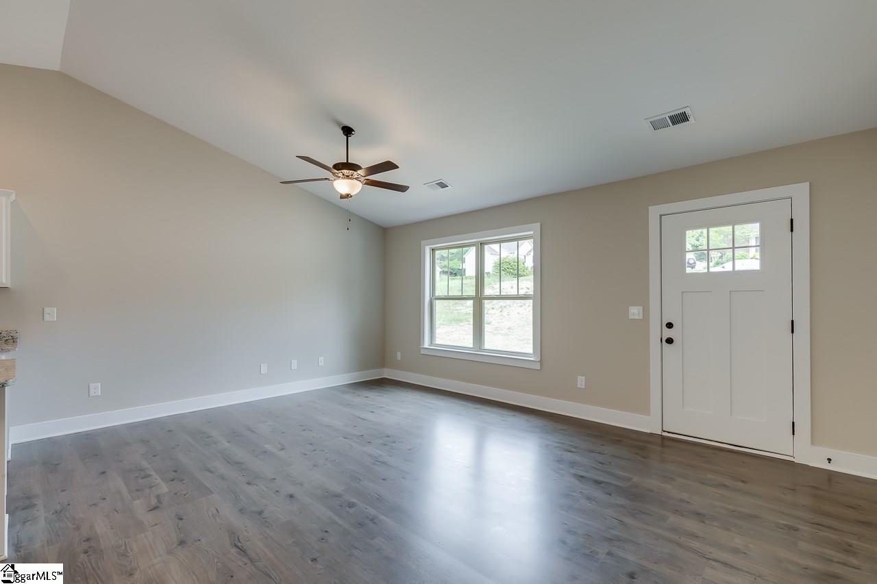 217 Timber Drive Pickens, SC 29671 - Photo 9 of 33 Gallery Image 9