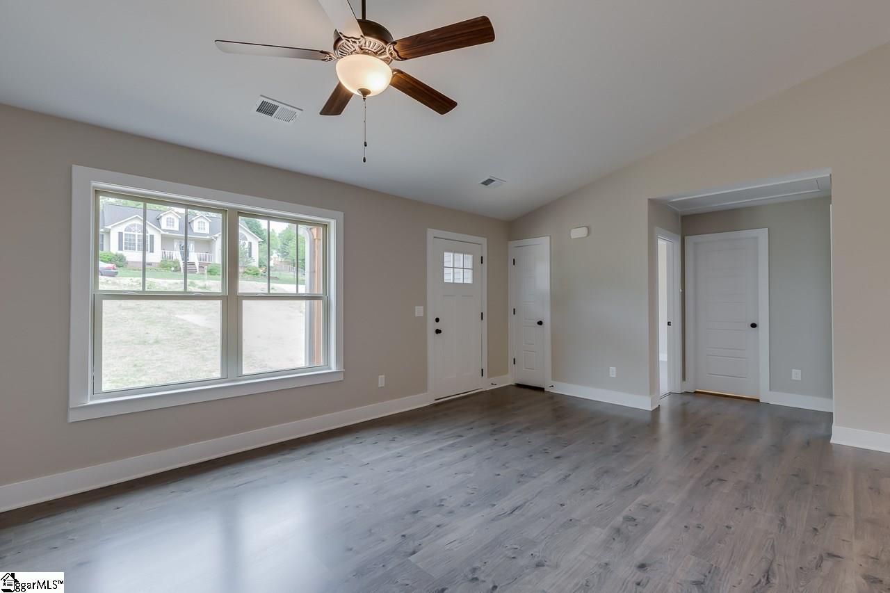 217 Timber Drive Pickens, SC 29671 - Photo 10 of 33 Gallery Image 10