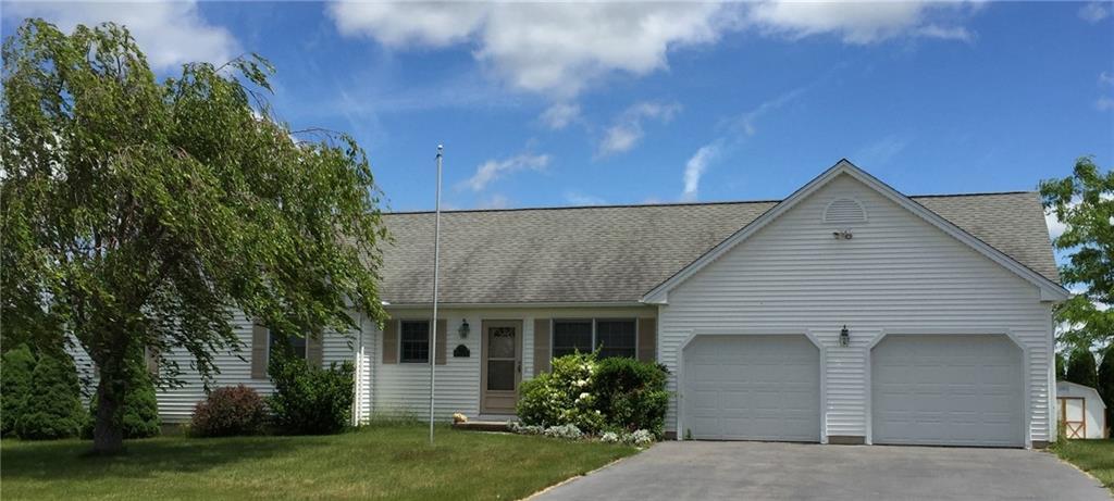 front view of house with a yard