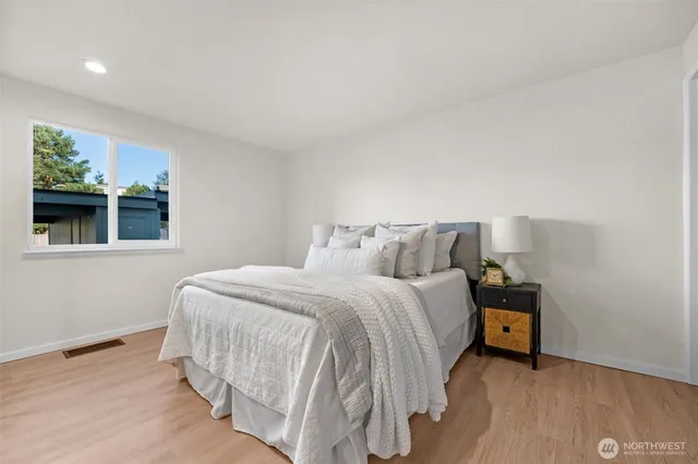 $479,000 | 23301 Lakeview Drive, Unit A204, Mountlake Terrace, WA 98043