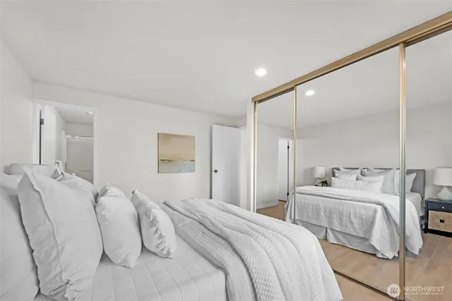 $479,000 | 23301 Lakeview Drive, Unit A204, Mountlake Terrace, WA 98043