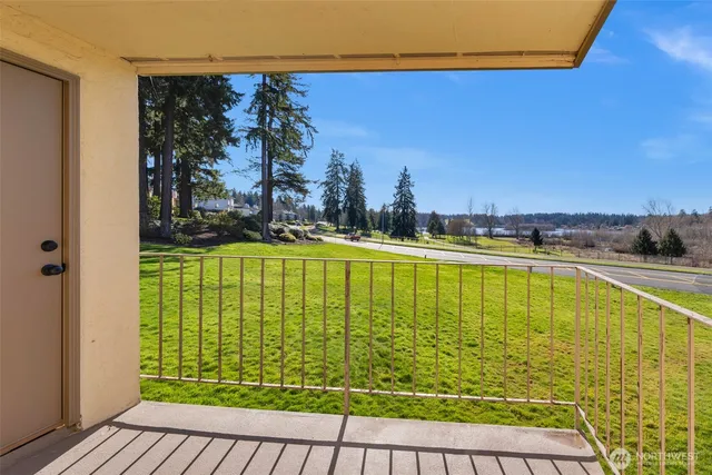 $479,000 | 23301 Lakeview Drive, Unit A204, Mountlake Terrace, WA 98043