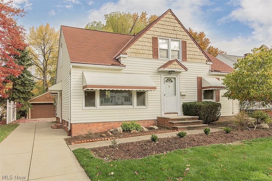 4983 North Barton Road Cleveland, OH 44124 - Photo 1 of 18 Gallery Image 1