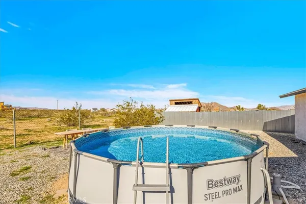 $369,000 | 670 Ducor Avenue, Landers, CA 92285