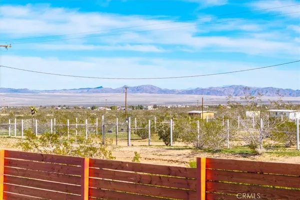$369,000 | 670 Ducor Avenue, Landers, CA 92285