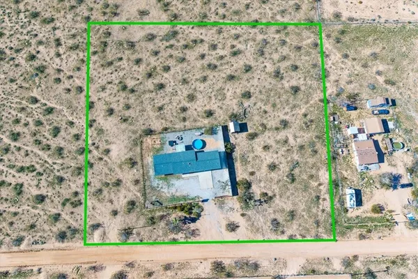 $369,000 | 670 Ducor Avenue, Landers, CA 92285