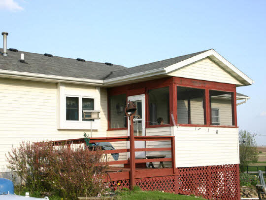 401 South Jackson Road Pecatonica, IL 61063 - Photo 7 of 11 a view of house with street