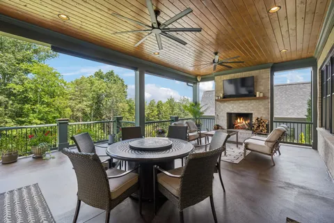 $2,730,000 | 8559 Heirloom Boulevard, College Grove, TN 37046