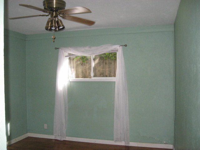 1417 Ridge Drive Redding, CA 96001 - Photo 3 of 24 Master Bedroom