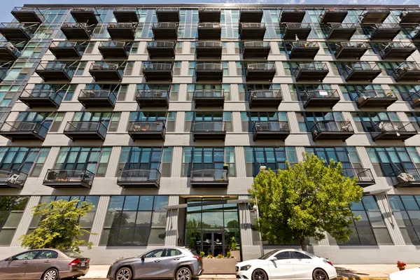 $2,800 | 1224 West Van Buren Street, Unit 622, Chicago, IL 60607