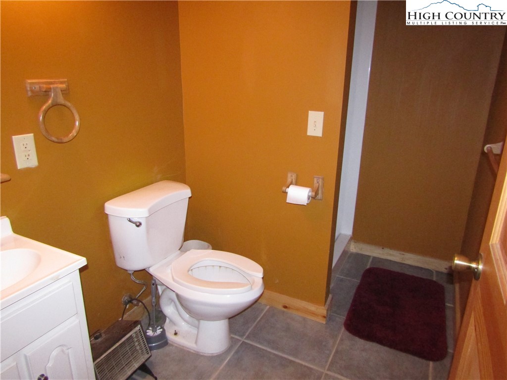 864 Joe Clayton Road Lansing, NC 28643 - Photo 27 of 50