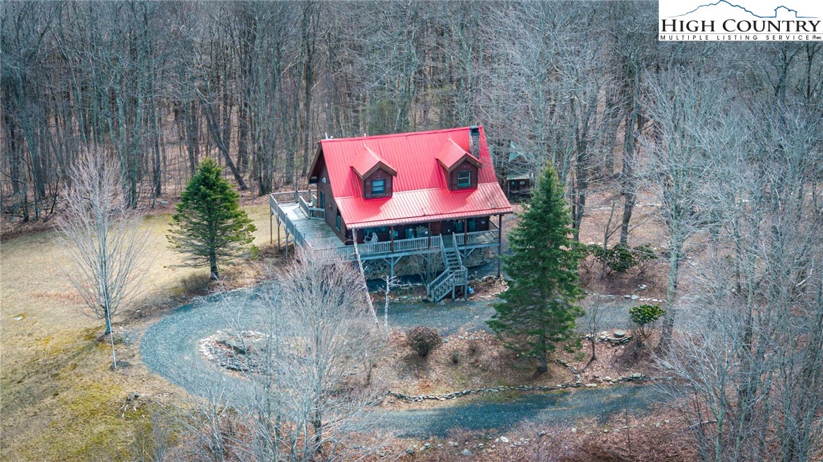 864 Joe Clayton Road Lansing, NC 28643 - Photo 5 of 50