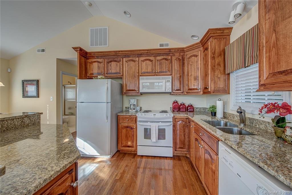 985 Jackson Road Fort Lawn, SC 29714 - Photo 13 of 34 Gallery Image 13