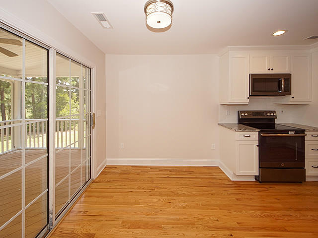 354 Stringer Alley Mount Pleasant, SC 29464 - Photo 14 of 42 Breakfast Area