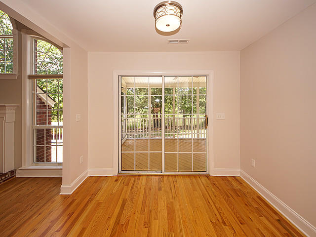 354 Stringer Alley Mount Pleasant, SC 29464 - Photo 15 of 42 Breakfast Area