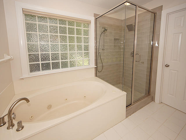 354 Stringer Alley Mount Pleasant, SC 29464 - Photo 20 of 42 Master Bathroom