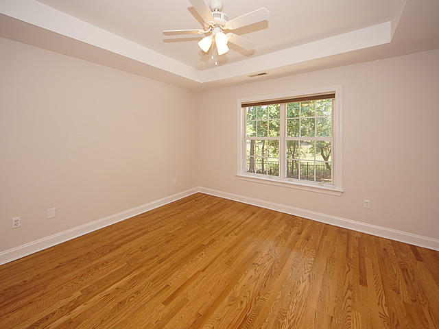 354 Stringer Alley Mount Pleasant, SC 29464 - Photo 24 of 42 Guest Bedroom