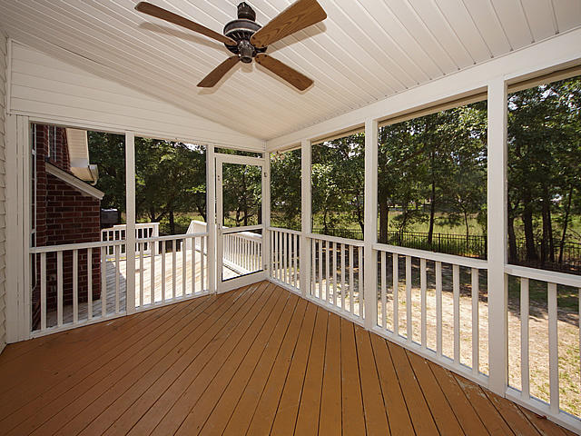 354 Stringer Alley Mount Pleasant, SC 29464 - Photo 28 of 42 Screen Porch