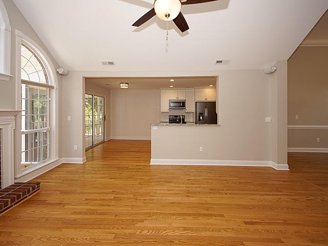 354 Stringer Alley Mount Pleasant, SC 29464 - Photo 6 of 42 Hardwood Floors