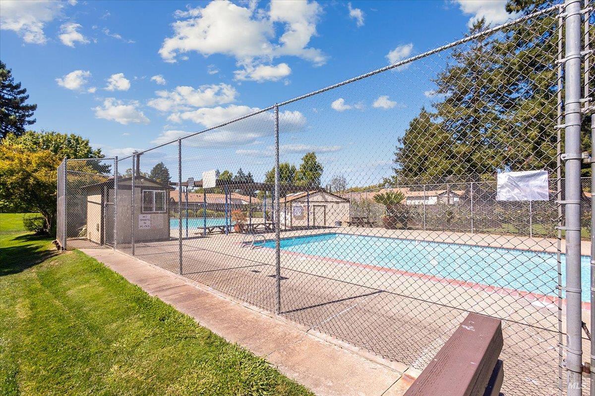 751 Agnew Place Santa Rosa, CA 95401 - Photo 26 of 30 Gallery Image 26