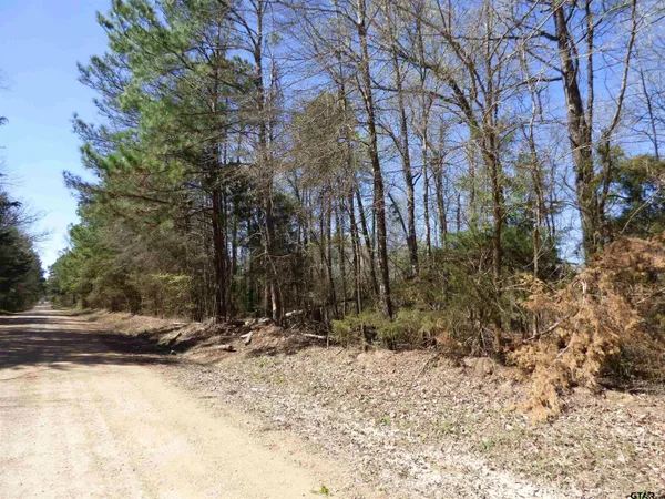 $129,900 | 3302 County Road 3302, De Kalb, TX 75559