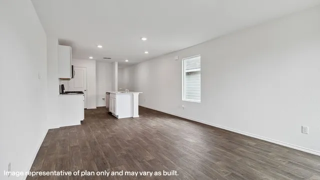 $189,990 | 407 Wild Goose Drive, Luling, TX 78648