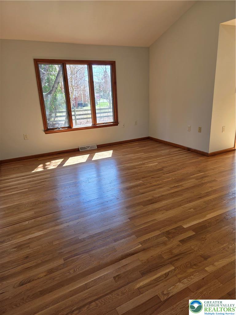1728 Butztown Road, Unit C1 Bethlehem, PA 18017 - Photo 26 of 33 Living Room