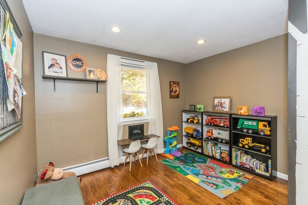 125 Flavell Road Groton, MA 01450 - Photo 19 of 30 Gallery Image 19