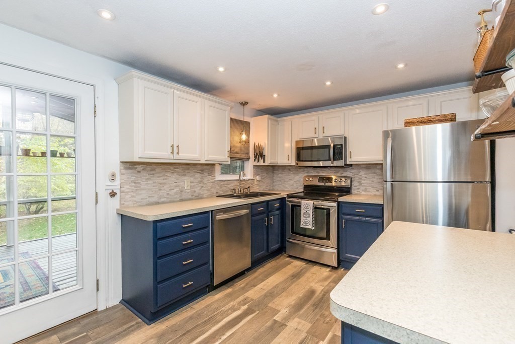 125 Flavell Road Groton, MA 01450 - Photo 10 of 30 Gallery Image 10
