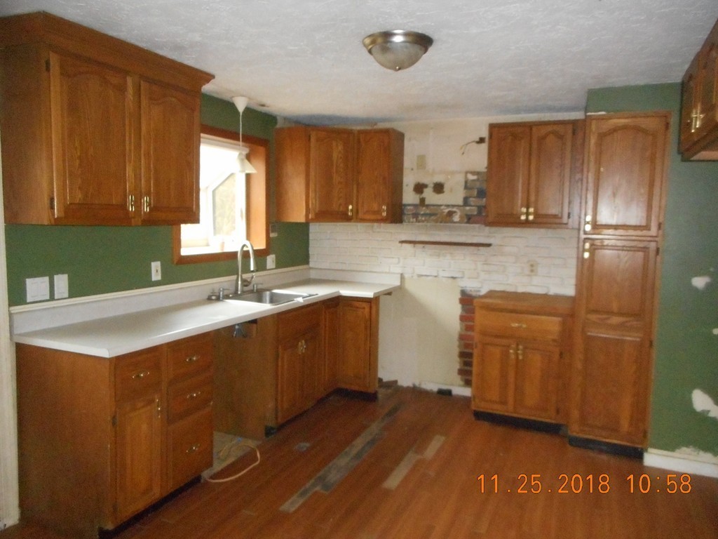 1670 State Road Plymouth, MA 02360 - Photo 3 of 11 Gallery Image 3
