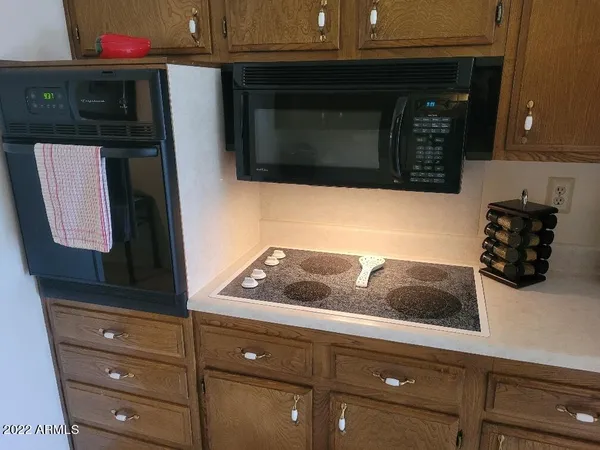 $2,700 | 13804 Whispering Lake Drive, Sun City, AZ 85351