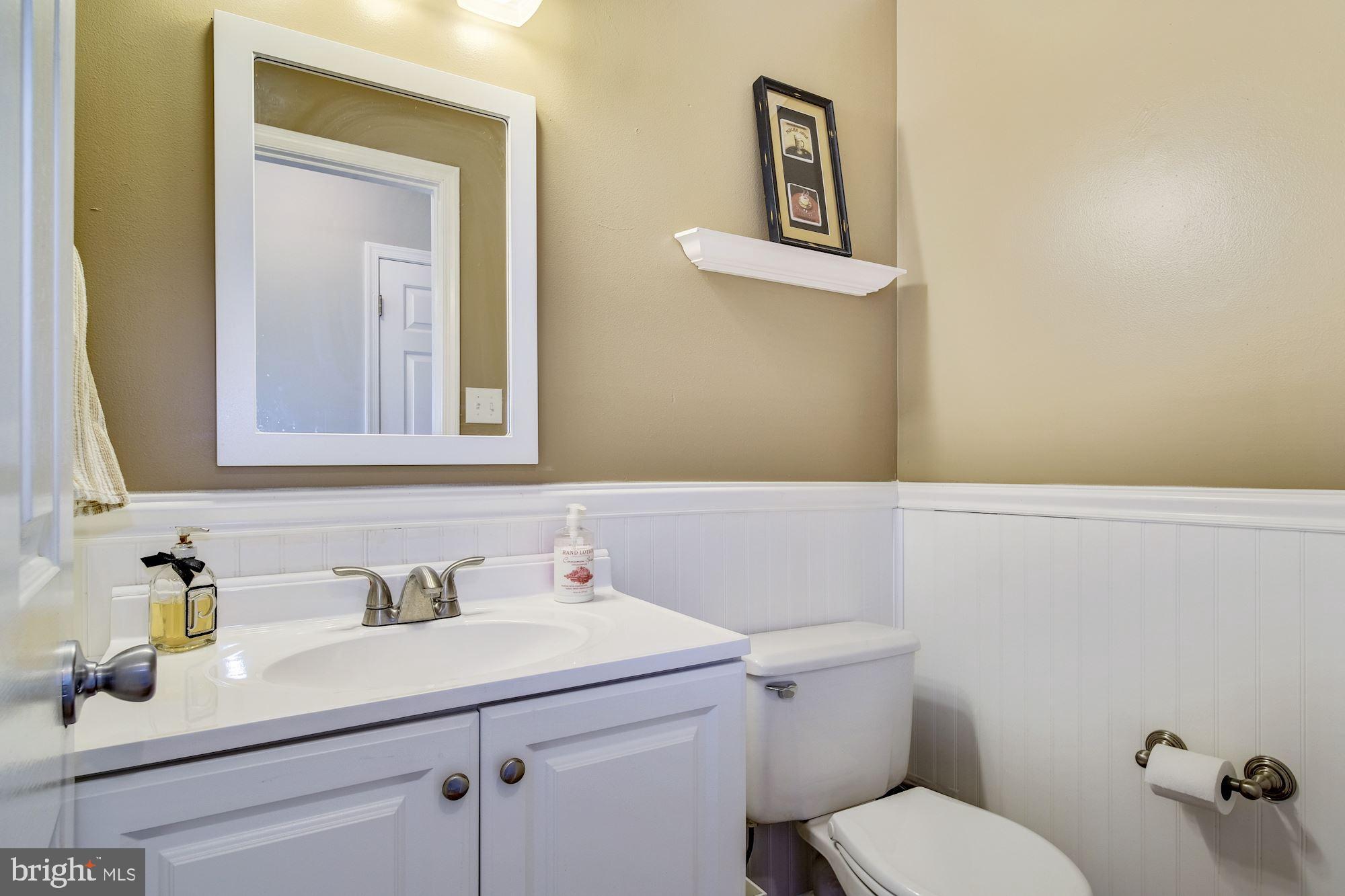 2860 Talbert Road Finksburg, MD 21048 - Photo 18 of 44 Powder Room