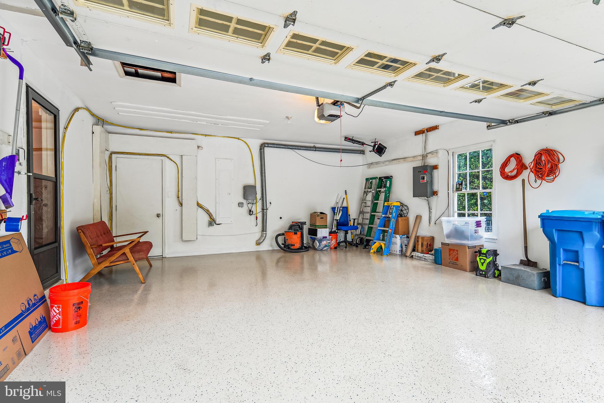 9829 Vale Road Vienna, VA 22181 - Photo 24 of 66 Garage