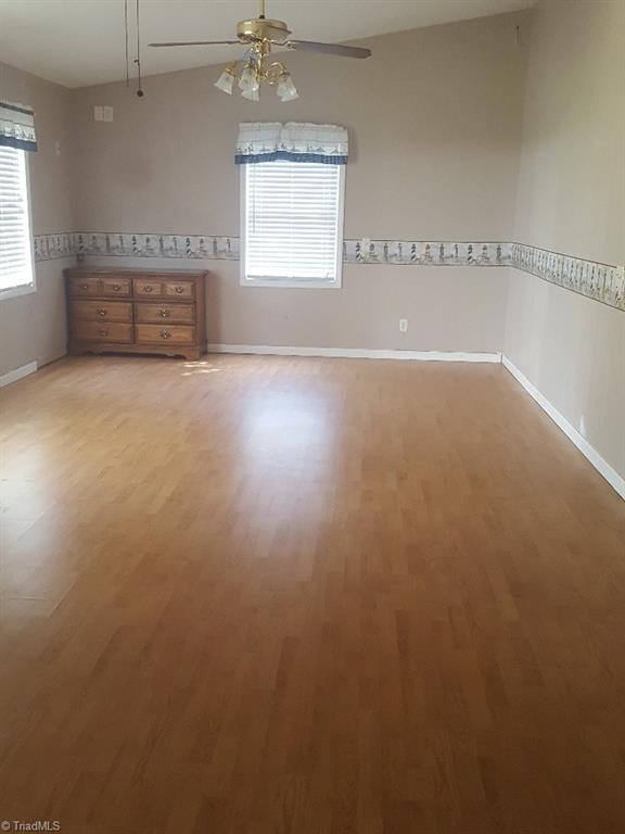 1055 Riverview Rd Extension Lexington, NC 27292 - Photo 15 of 27 Large bonus room