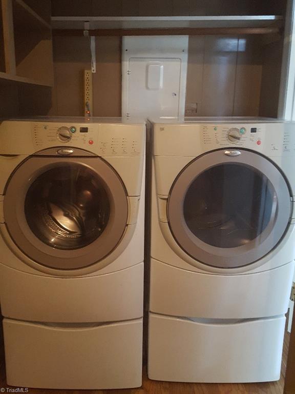 1055 Riverview Rd Extension Lexington, NC 27292 - Photo 24 of 27 Newer set of washer and dryer included with acceptable offer.