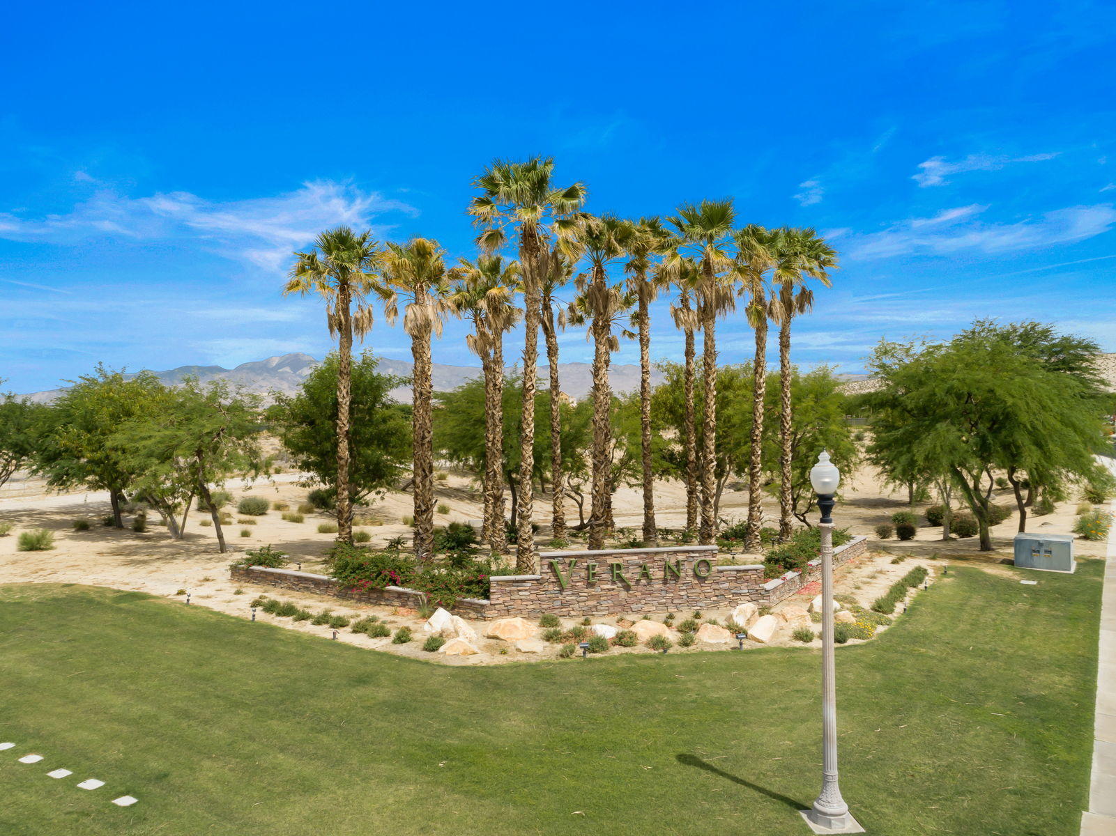 67848 Rio Largo Road Cathedral City, CA 92234 - Photo 2 of 48 67848+Rio+Largo+Rd+Cathedral+City-24-mls