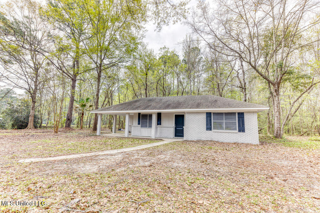 14609 Wolf Ridge Road Moss Point, MS 39562 - Photo 1 of 18 14609WolfRidgeRoad-5