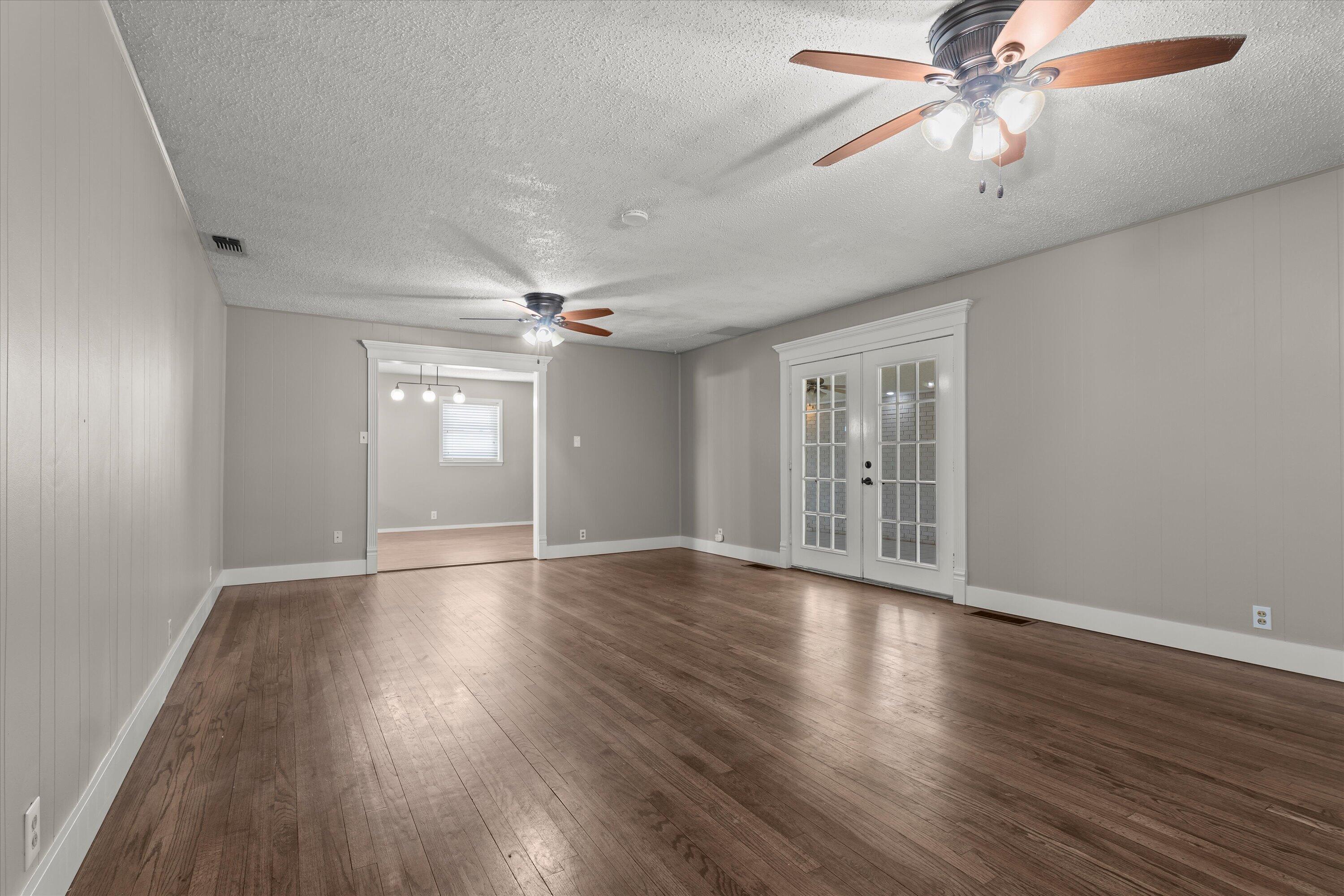 4801 14th Street Lubbock, TX 79416 - Photo 5 of 29 05-4801 14th St