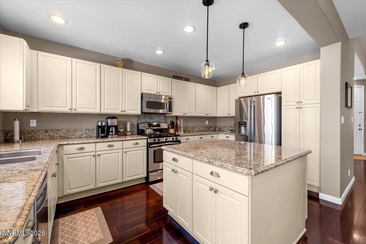 10749 Grayslake Drive Reno, NV 89521 - Photo 21 of 75 21-021