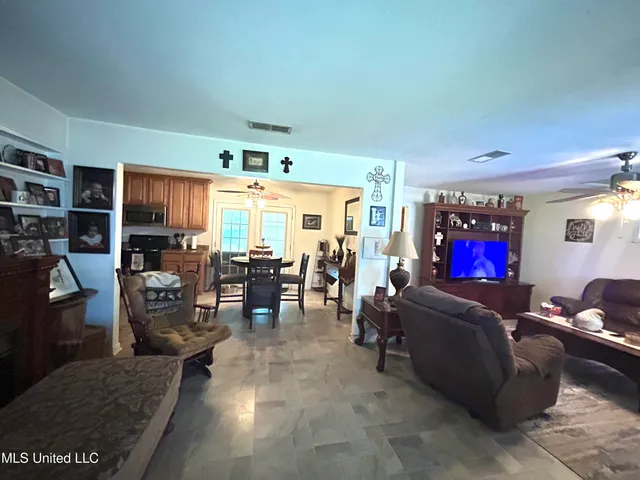 $214,000 | 4604 Ingalls Avenue, Pascagoula, MS 39581